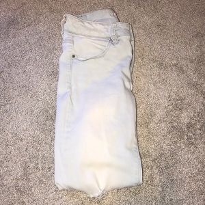American Eagle Light Wash Ankle Jegging- Size 8 💛